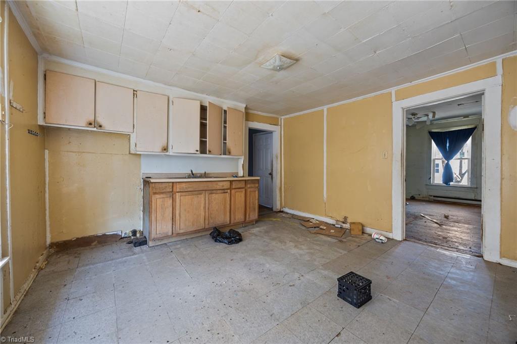property viewer photo 10