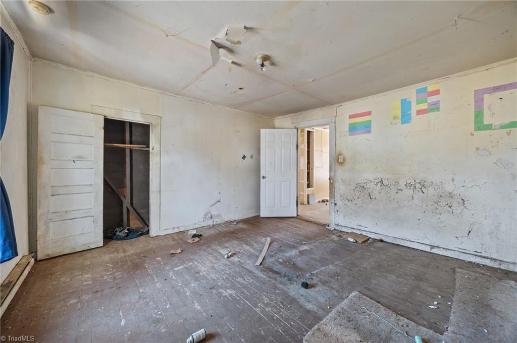 property viewer photo 13