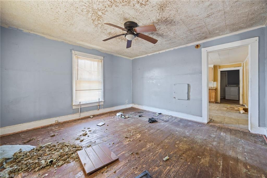 property viewer photo 5