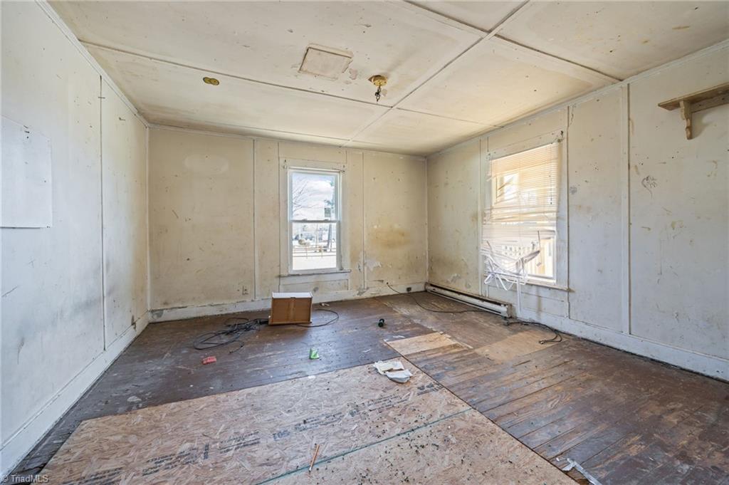 property viewer photo 8