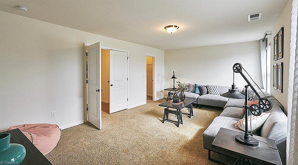 property viewer photo 23