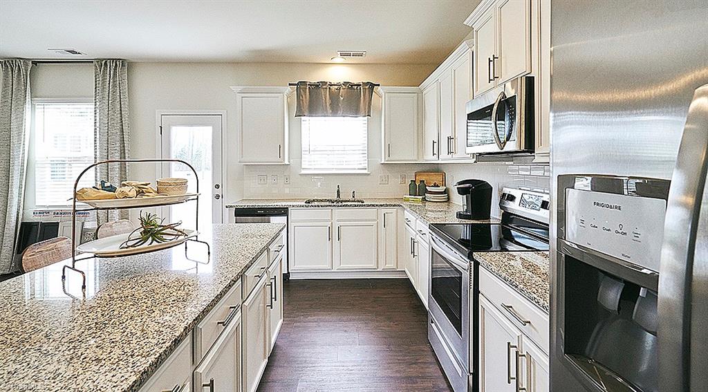 property viewer photo 6