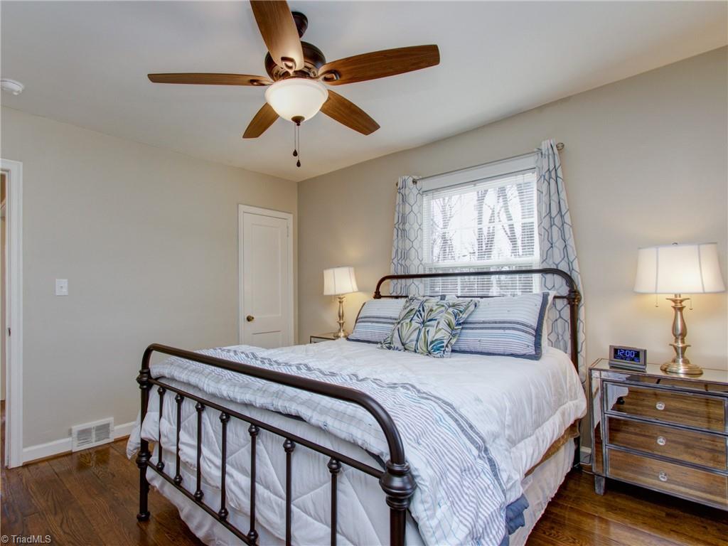 property viewer photo 12