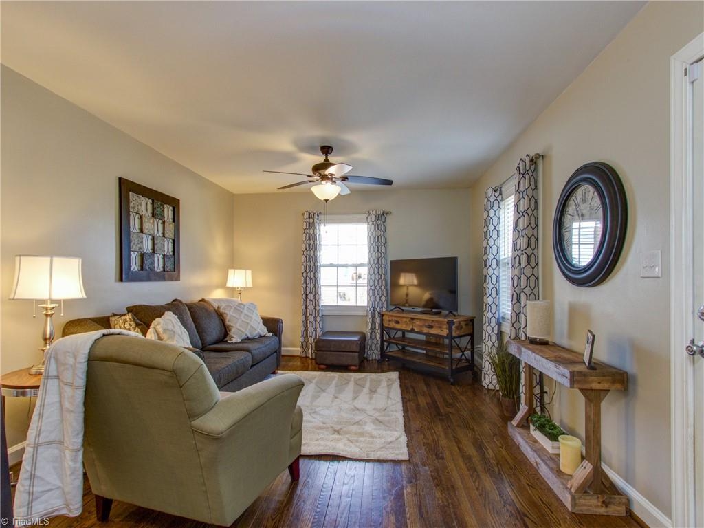 property viewer photo 2