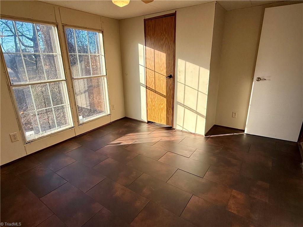 property viewer photo 17