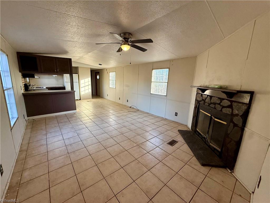 property viewer photo 4