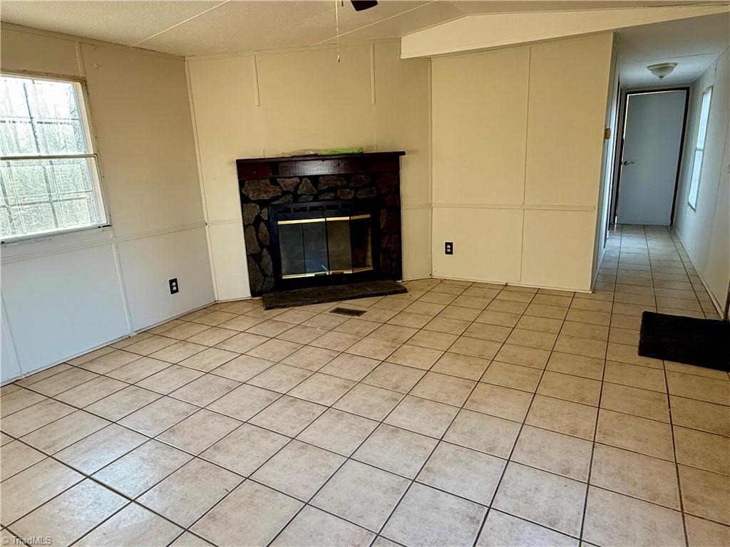 property viewer photo 5