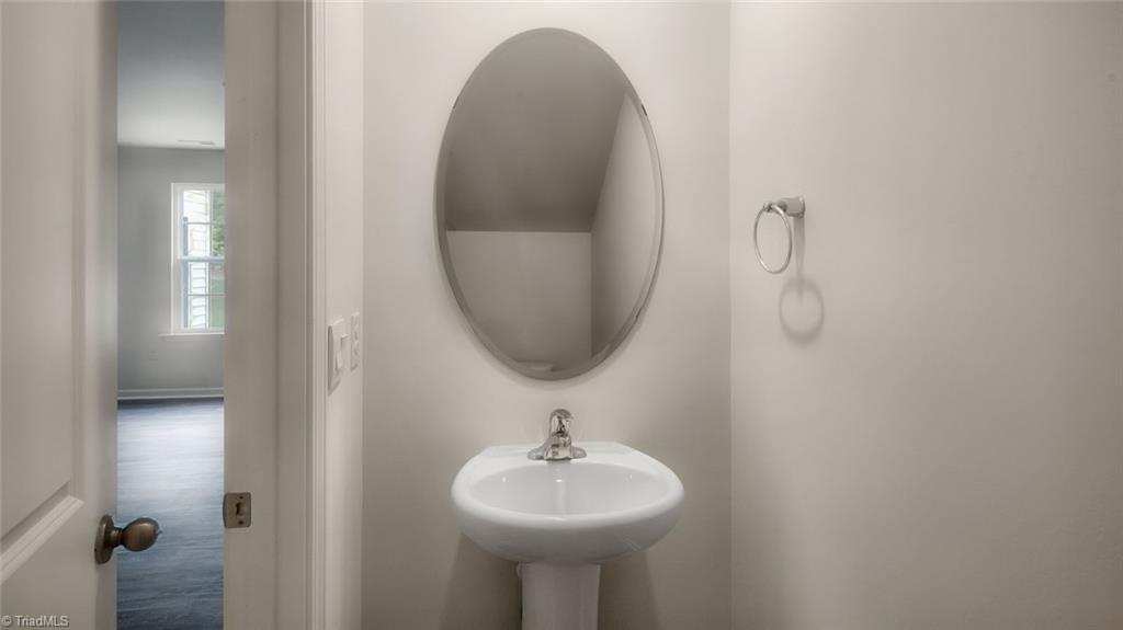 property viewer photo 10