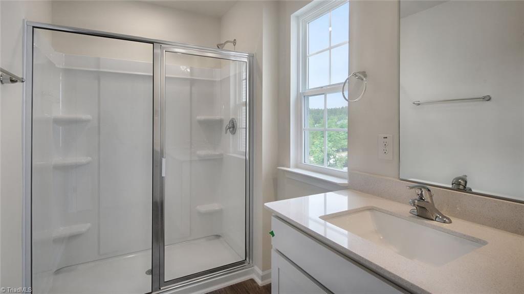 property viewer photo 21