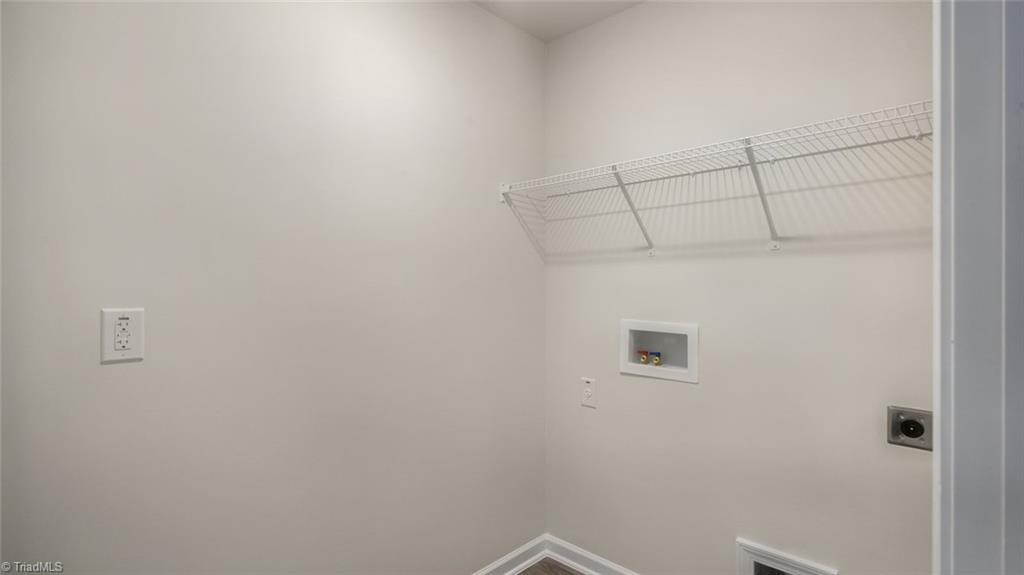 property viewer photo 23