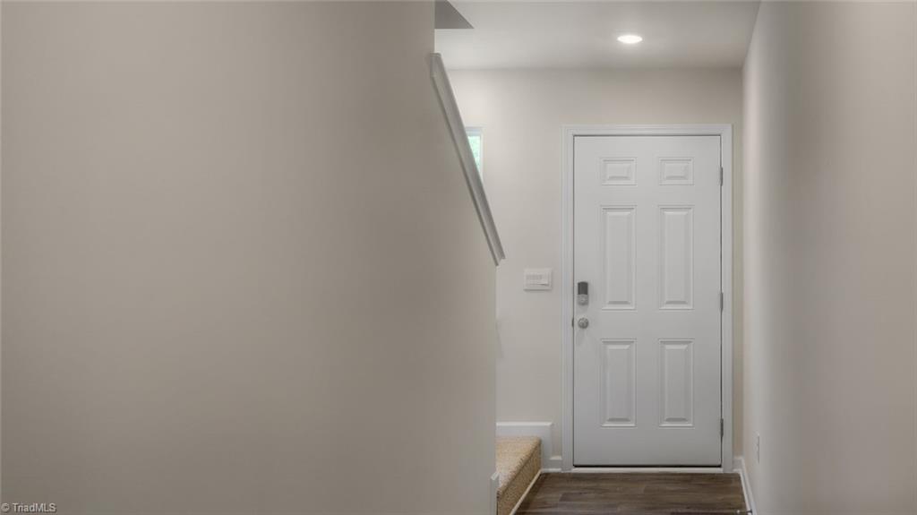 property viewer photo 24