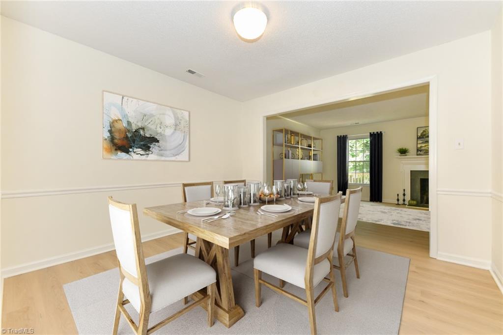 property viewer photo 12