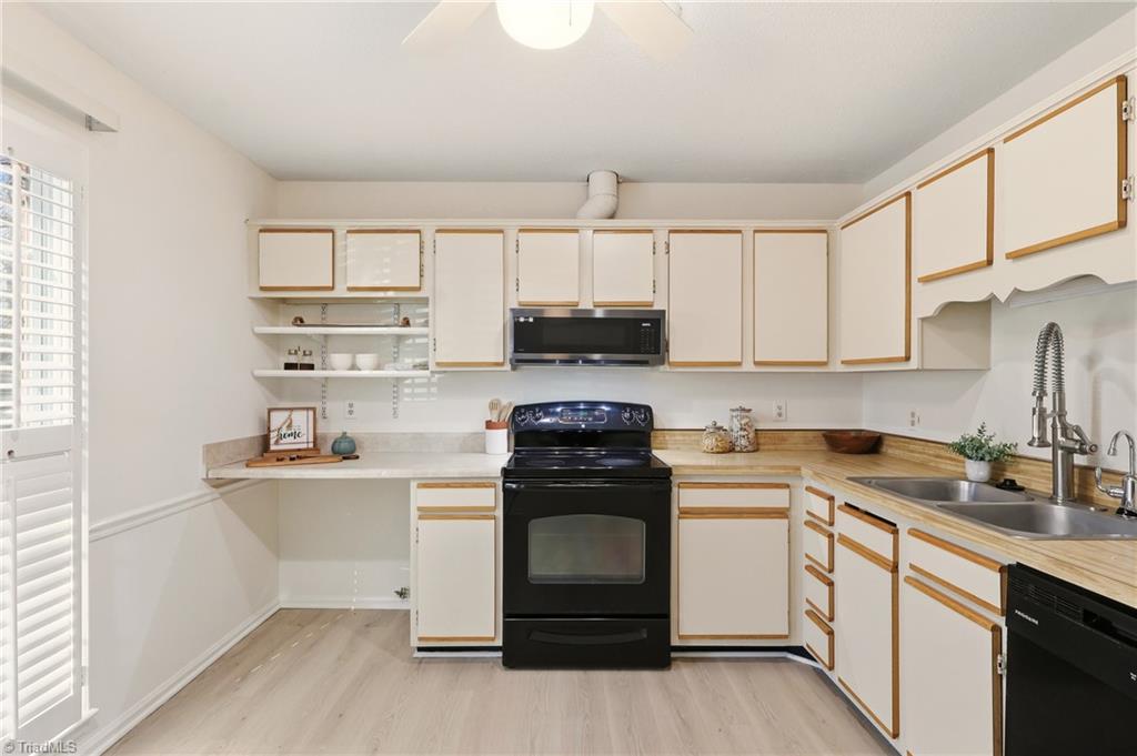 property viewer photo 13