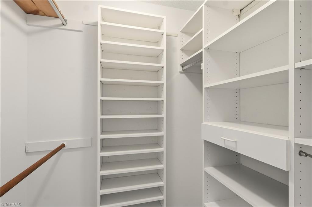property viewer photo 20