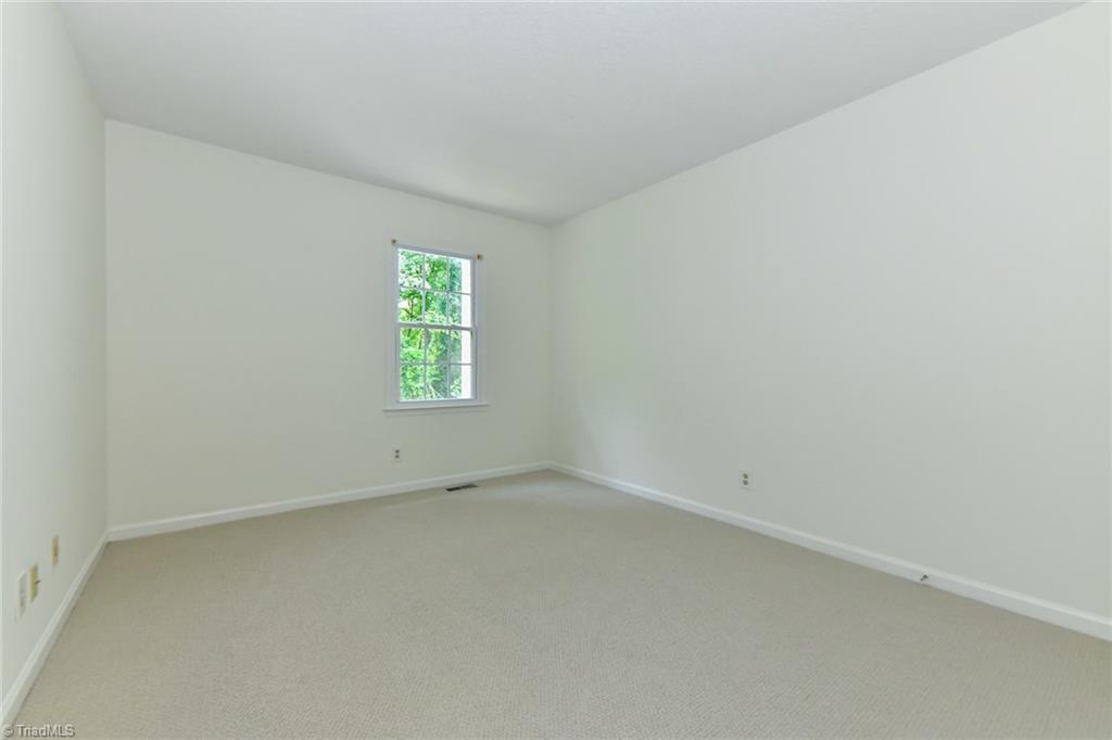 property viewer photo 27