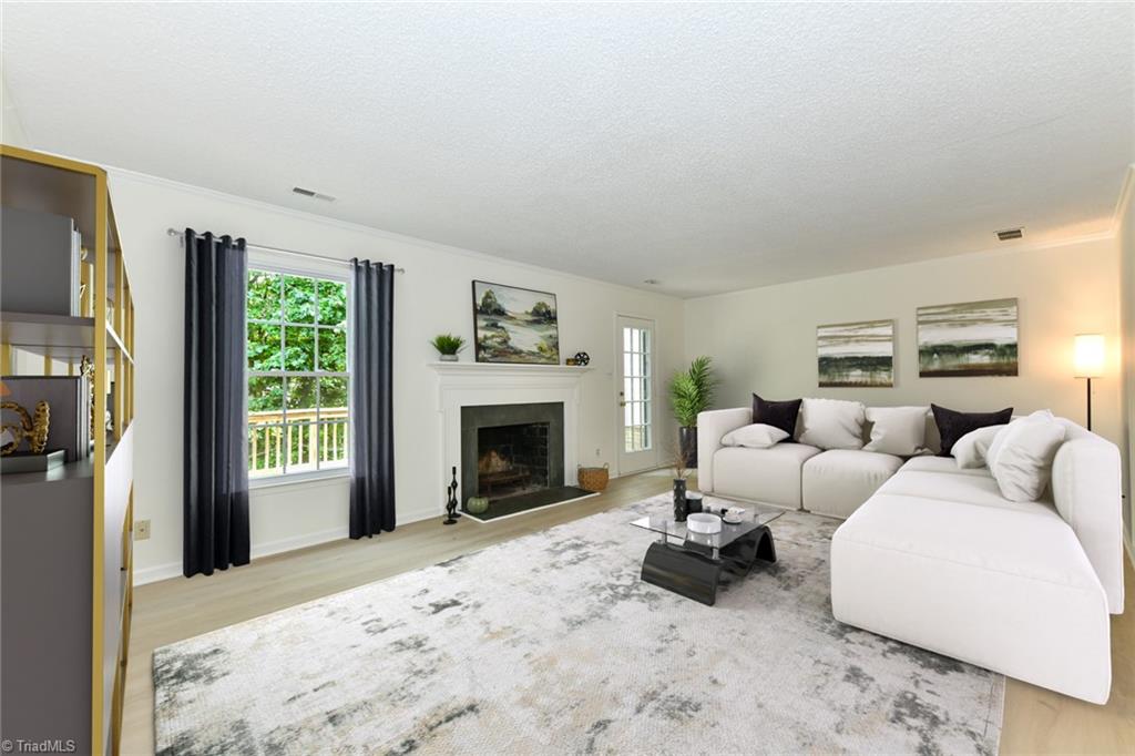 property viewer photo 7