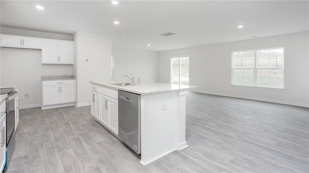 property viewer photo 2