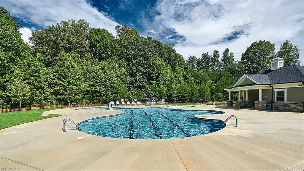 property viewer photo 25