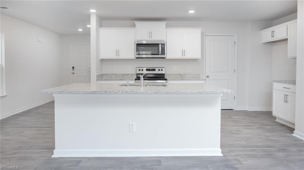 property viewer photo 4