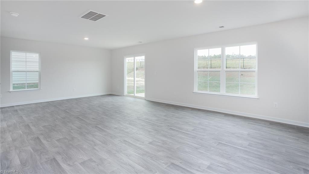 property viewer photo 6