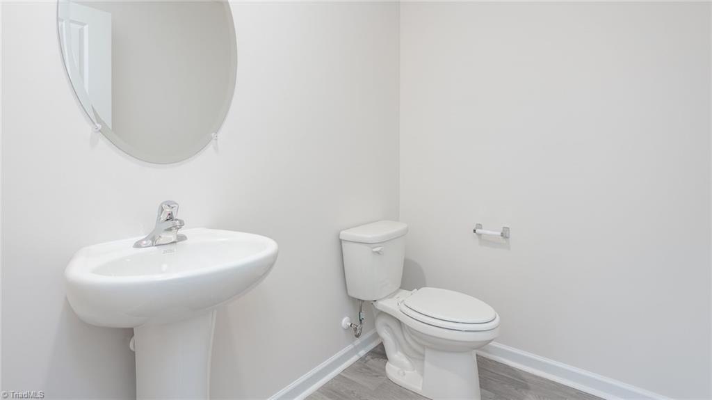 property viewer photo 9