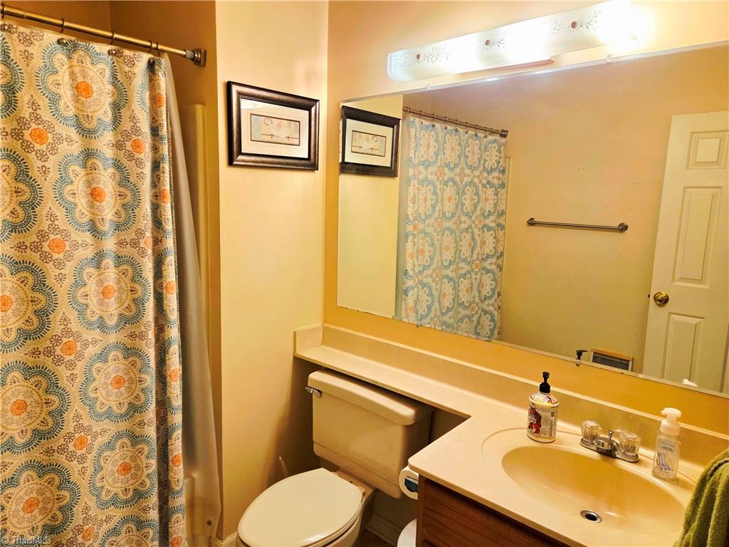 property viewer photo 10