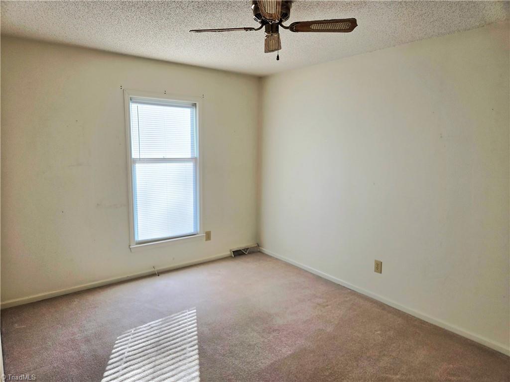 property viewer photo 11