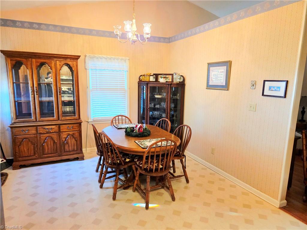 property viewer photo 5