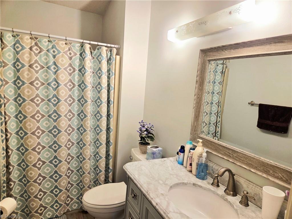 property viewer photo 9
