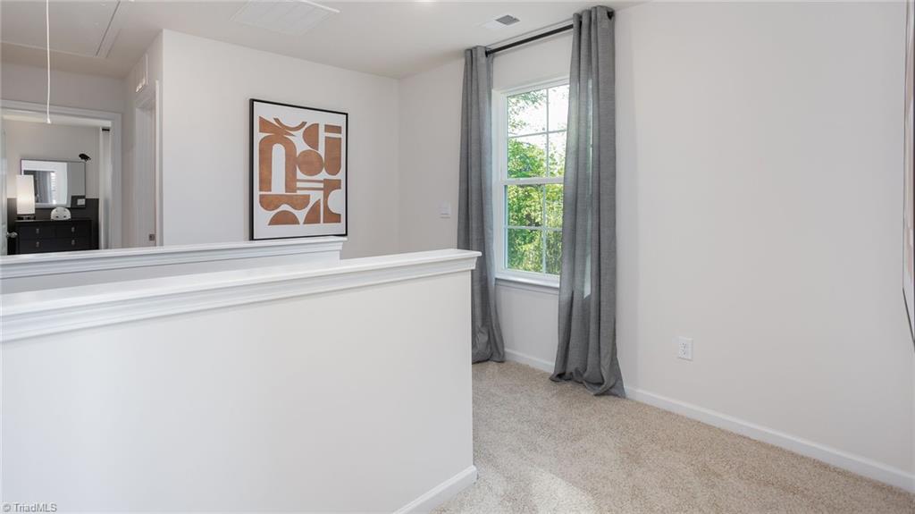property viewer photo 13