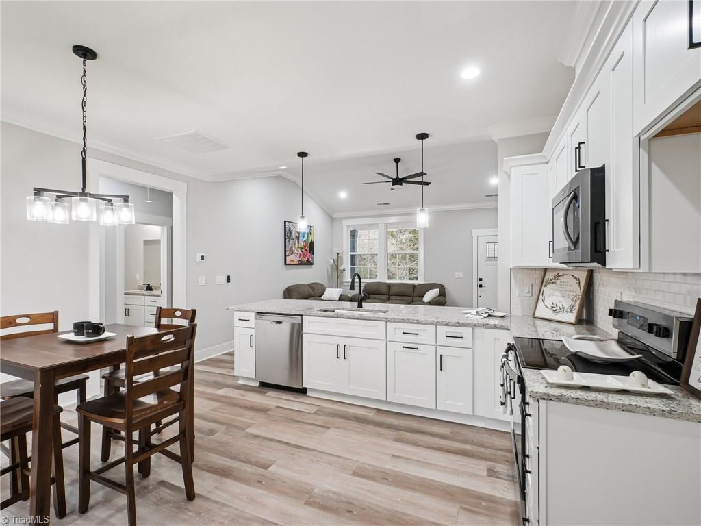 property viewer photo 11