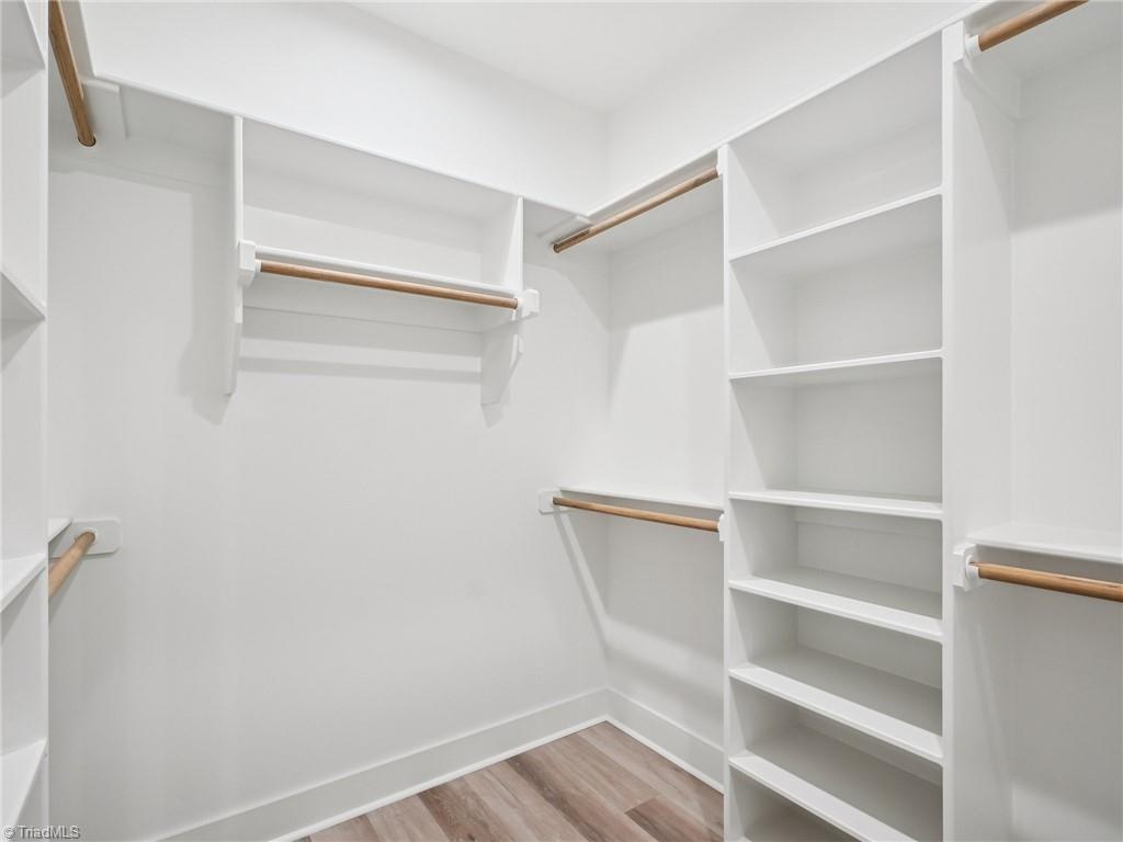 property viewer photo 22