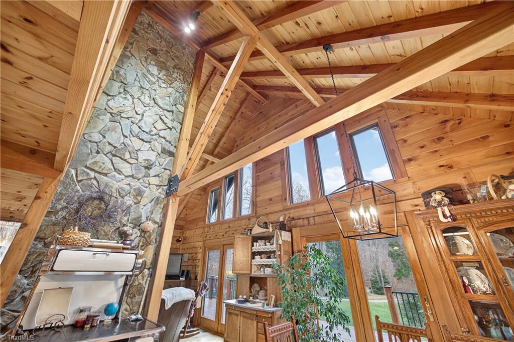 property viewer photo 13