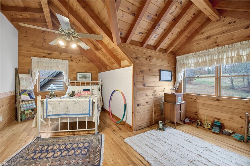 property viewer photo 27