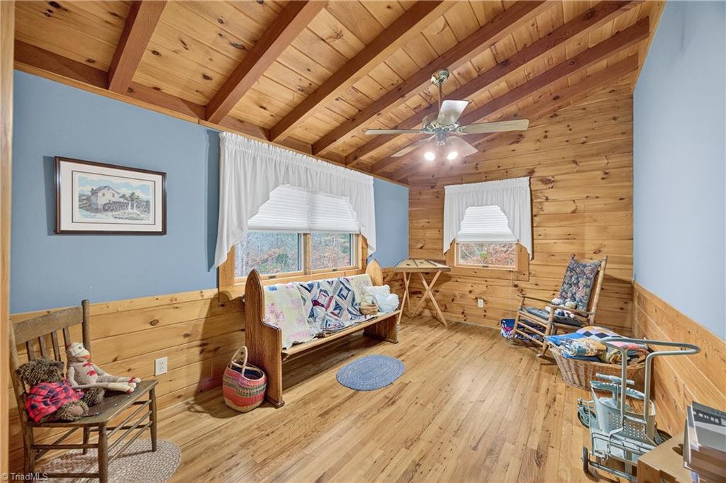 property viewer photo 29