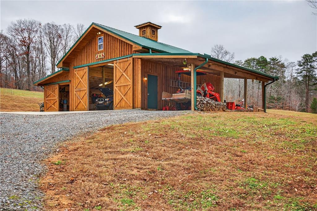 property viewer photo 38