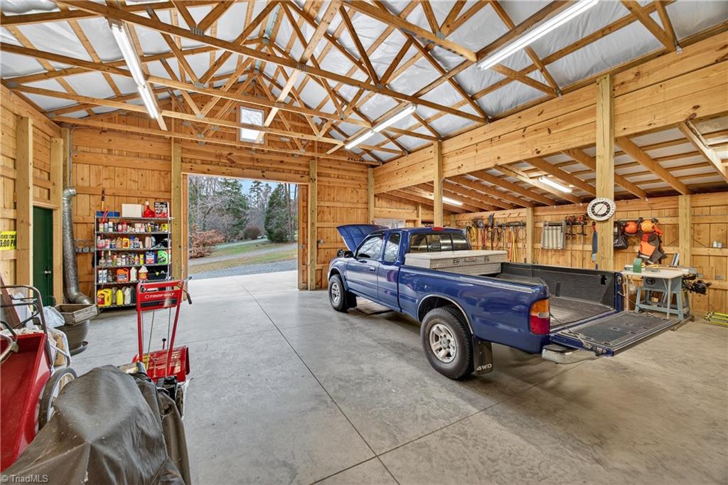 property viewer photo 41