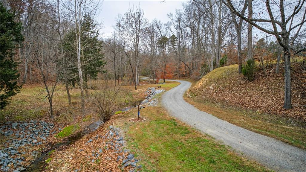 property viewer photo 44