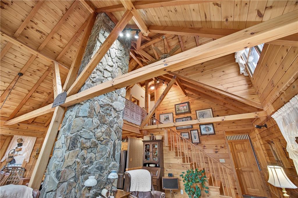 property viewer photo 8