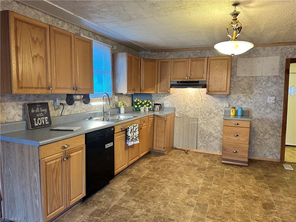 property viewer photo 6