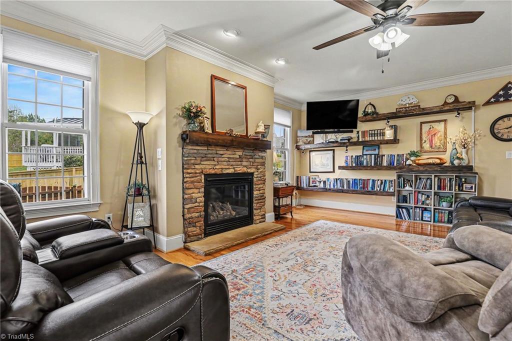 property viewer photo 10