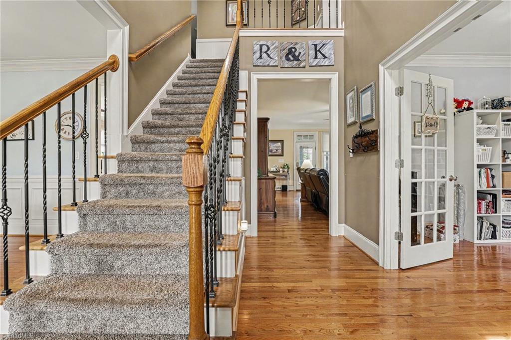 property viewer photo 7