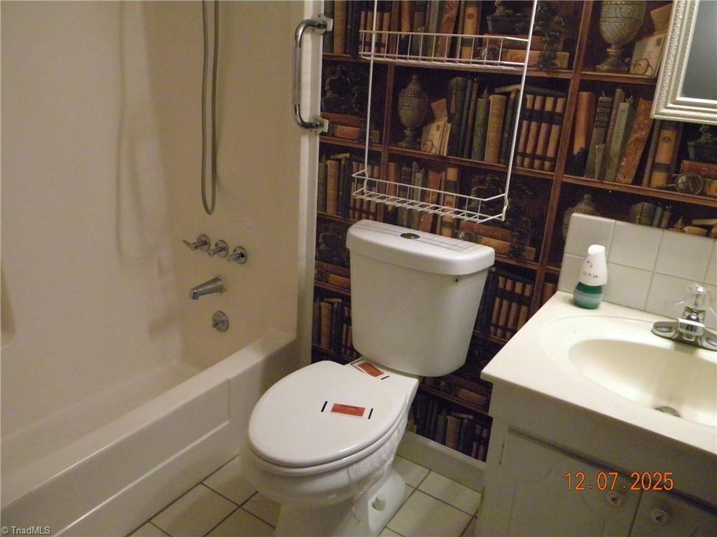 property viewer photo 8