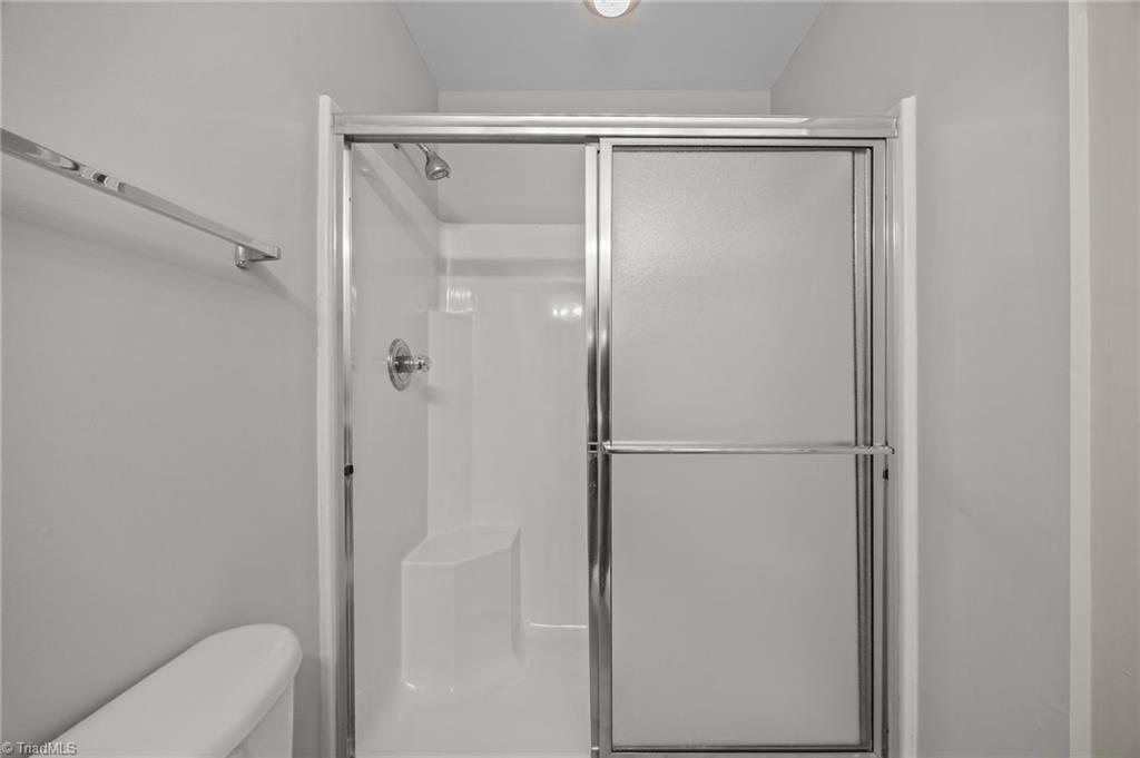 property viewer photo 18