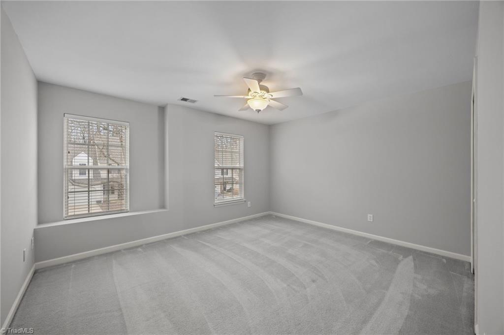 property viewer photo 23