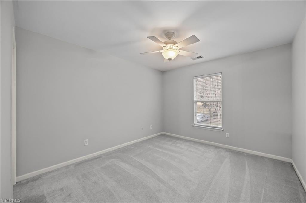 property viewer photo 25