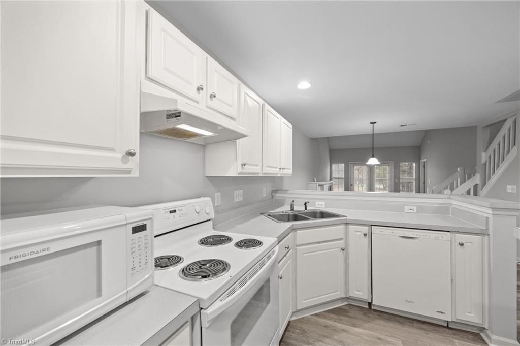 property viewer photo 5