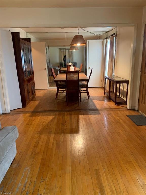 property viewer photo 11