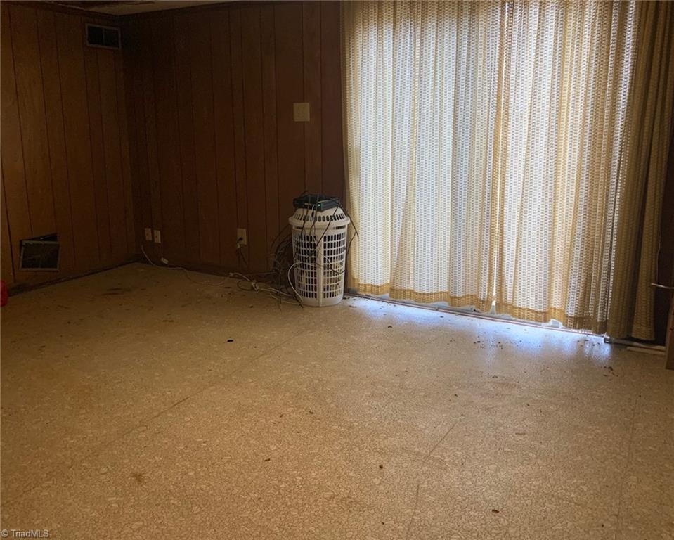 property viewer photo 25
