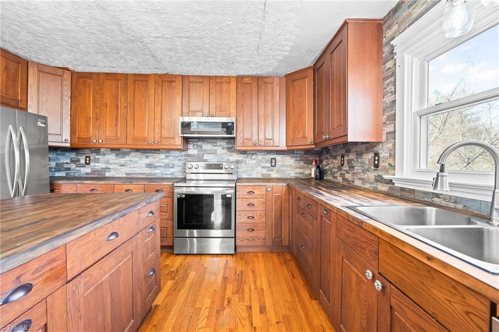 property viewer photo 14